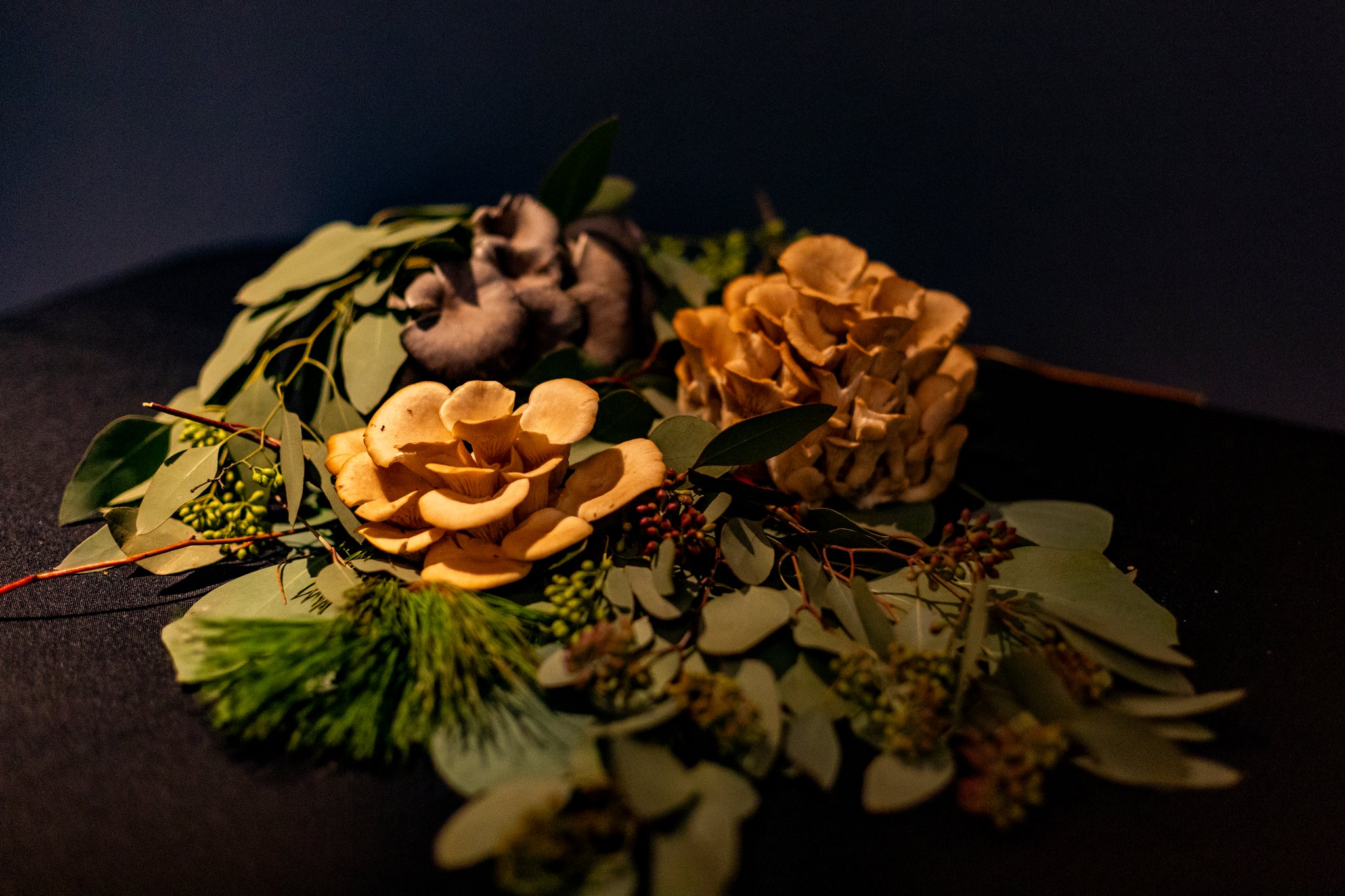 Assiette De Fête Champignon Rétro 34 Pièces - Set Complet Pour Buffet Et Apéritif